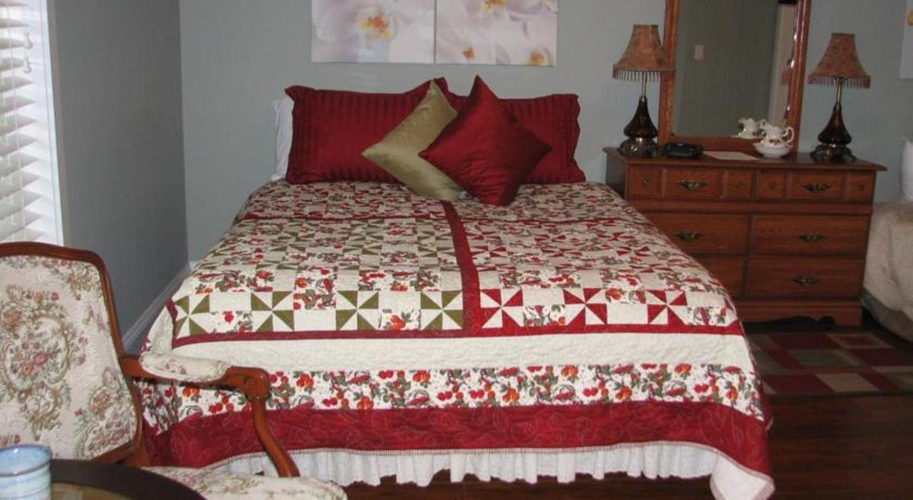 קלונה Chesterfield Inn חדר תמונה