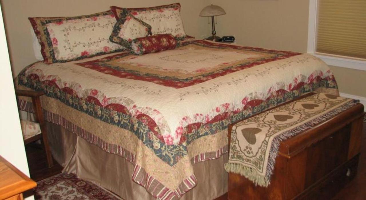 קלונה Chesterfield Inn חדר תמונה